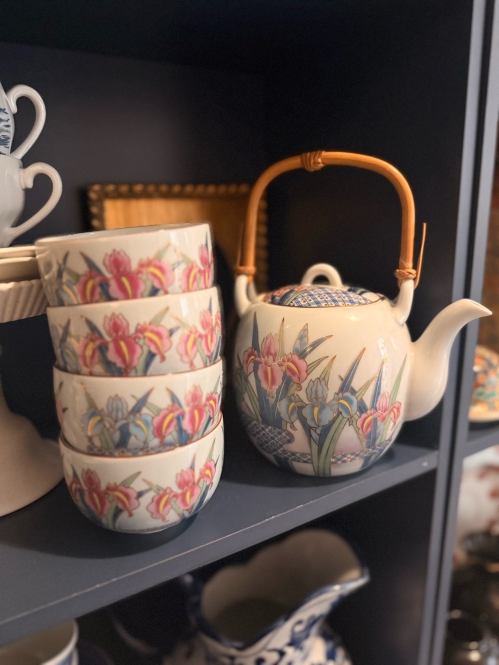 Floral Ceramic Teapot and Cup Set with Bamboo Handle - White